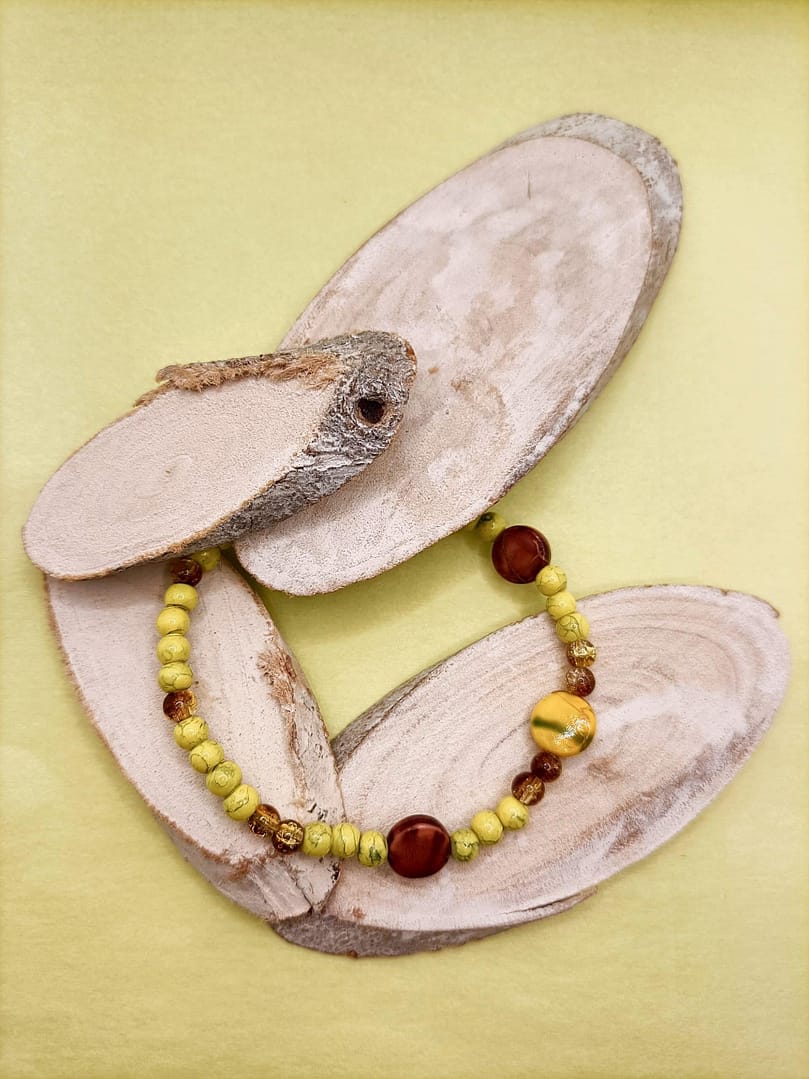 bracelet petites perles jaune